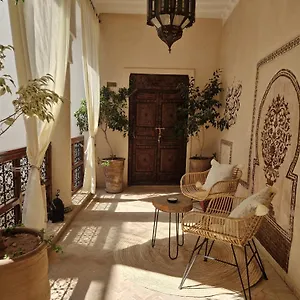 فندق مبيت وإفطار Dar Al Amal