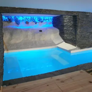 Appart hôtel Aqualiva A Piscine Privative Dans Chacun Des Situe A 20 M Des Pistes De