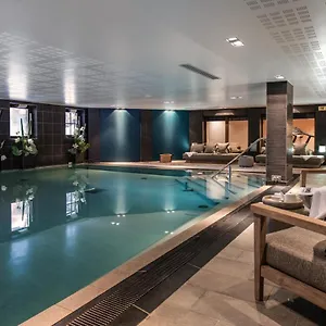 Manali By Alpine ***** Courchevel